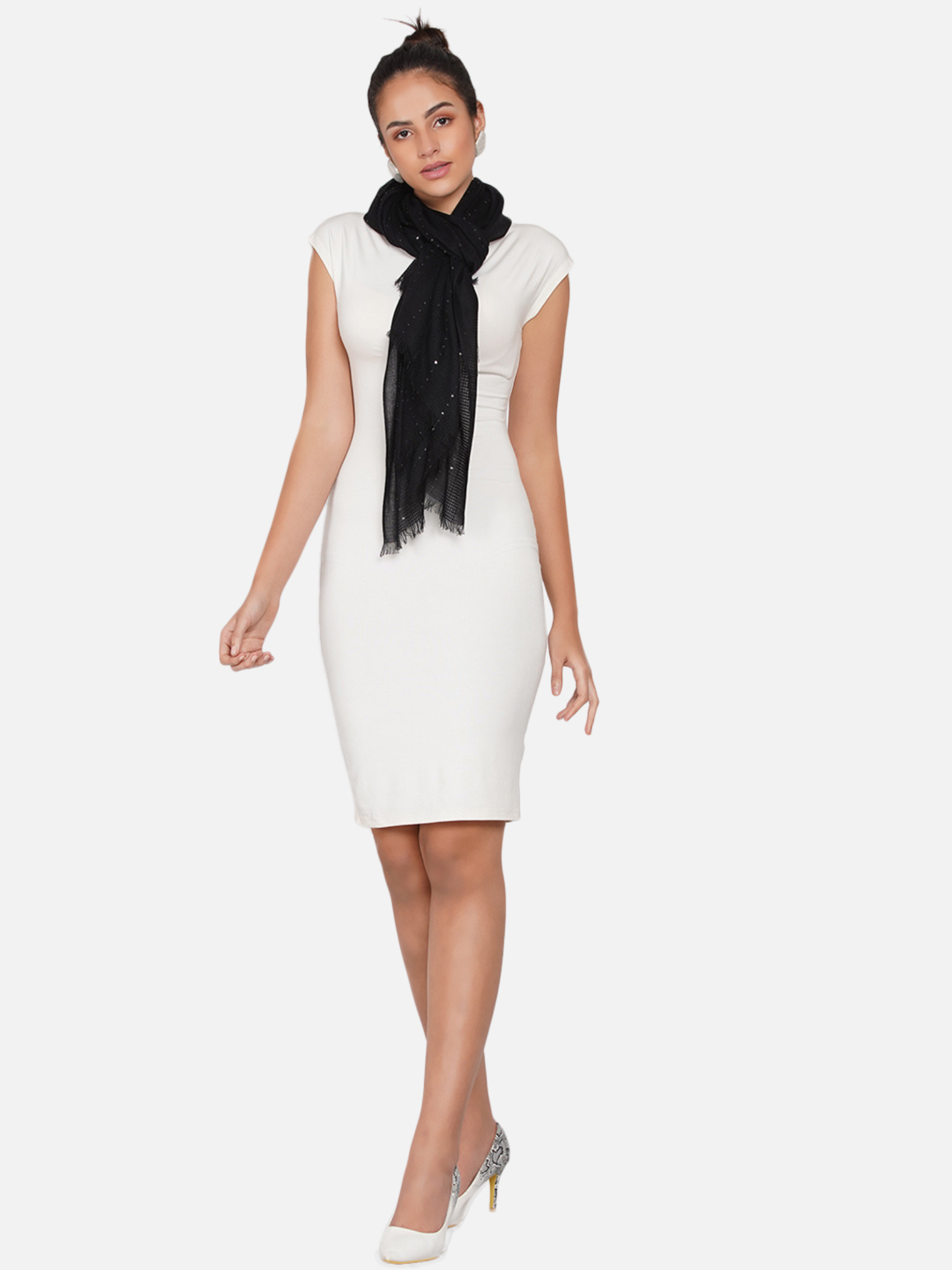 BLACK SEQUINS EMBELLISHED SCARF