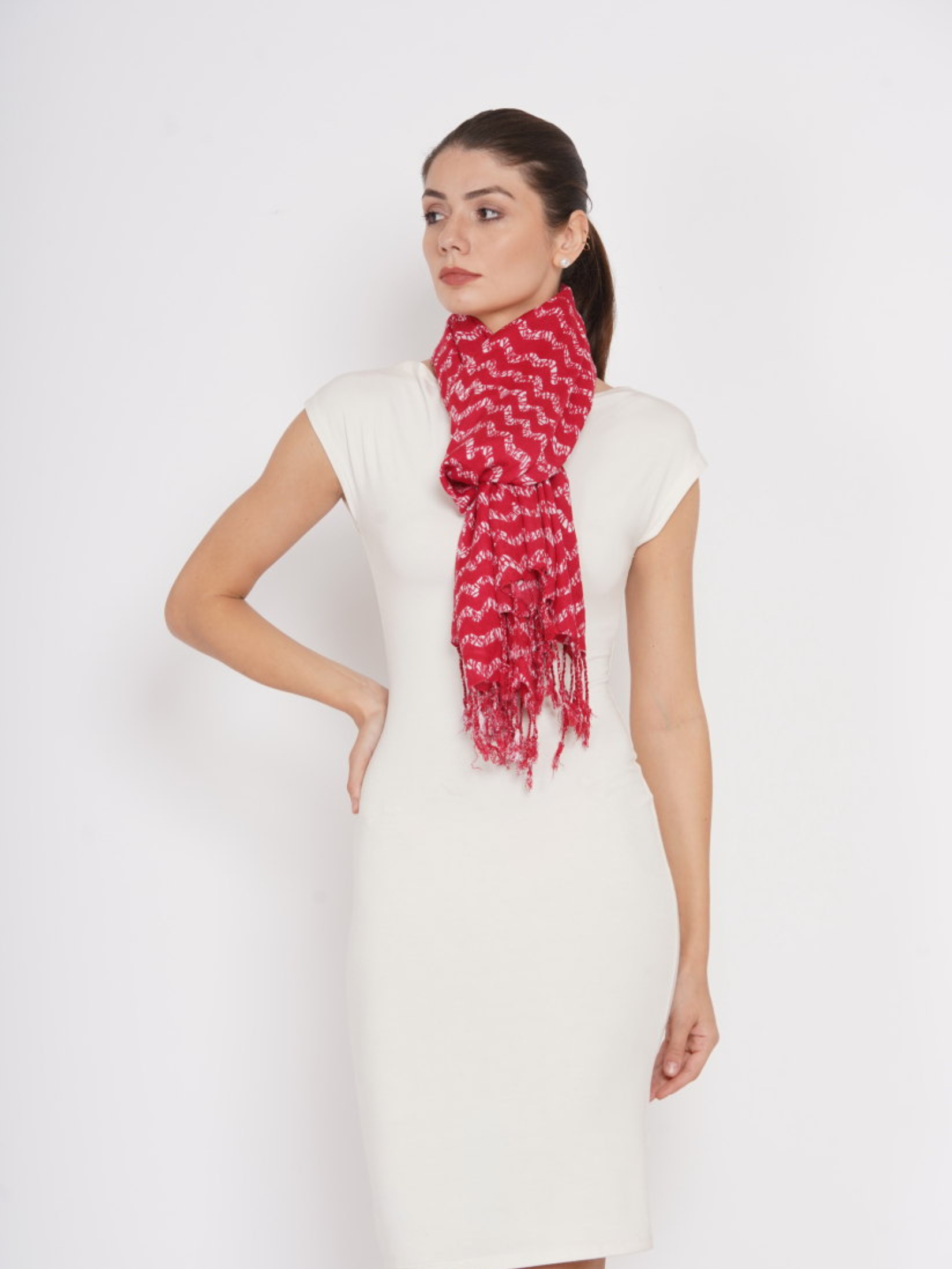RedStripesScarf_2