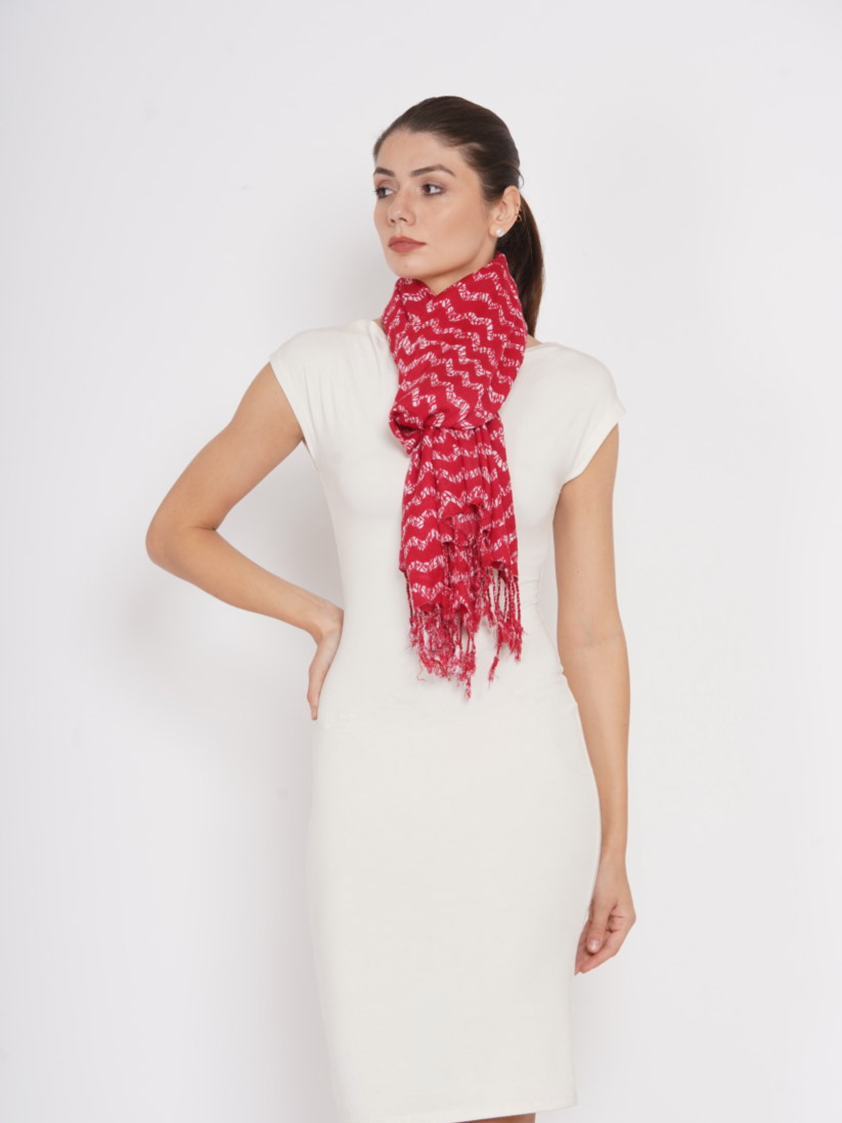      RedStripesScarf_2